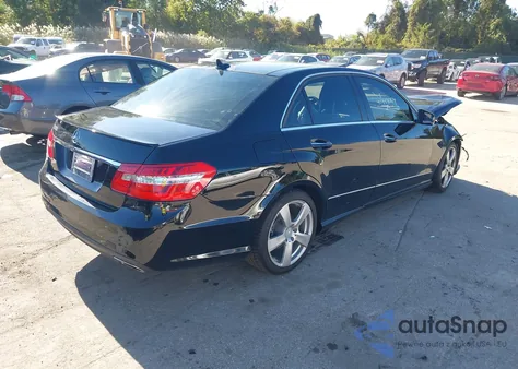 2011 Mercedes-Benz E 350 z USA, uszkodzony, nr VIN WDDHF5GB1BA344462